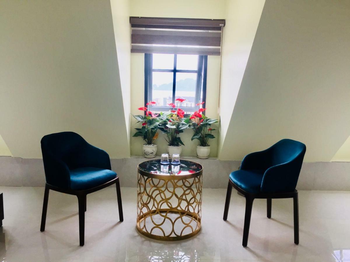 הלונג May House Hotel מראה חיצוני תמונה